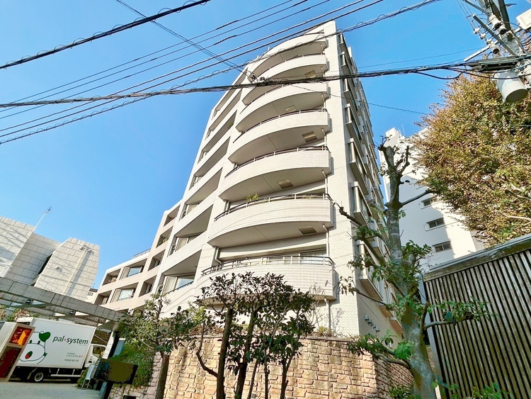 その他 飽きのこないシンプルモダンな外観です。