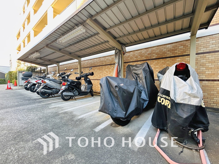 その他 バイク置場（料金・空き状況はご確認ください）