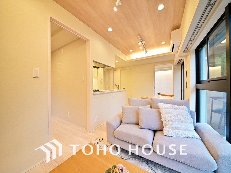 内装 ゆったりとくつろげる上質なリビングダイニング