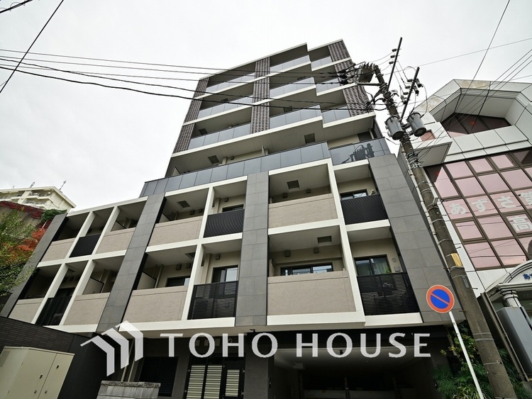 外観 〜ビッグターミナル「横浜」駅より徒歩9分の好立地〜角部屋につき陽当たり・通風良好〜大切なペットとの生活〜