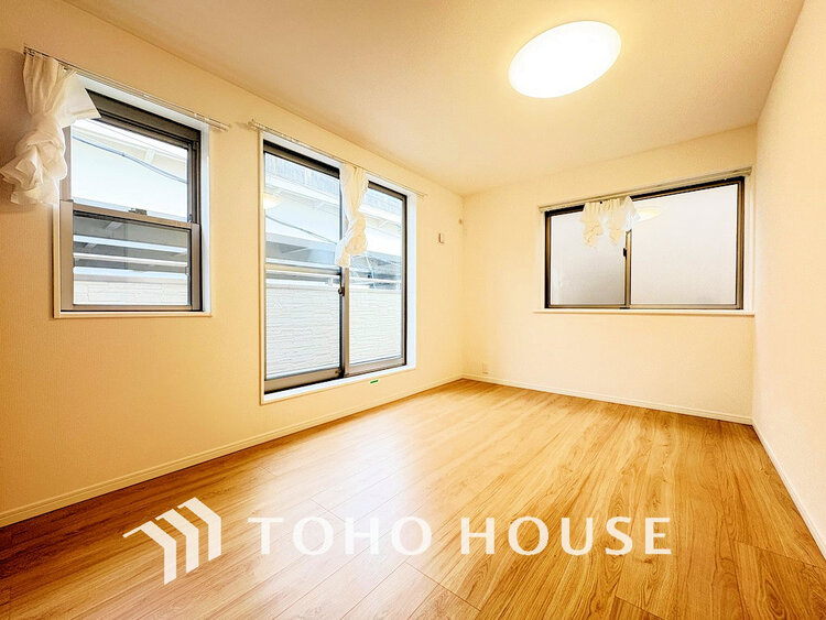 内装 シンプルですっきりとした室内は飽きのこない居心地の良い雰囲気