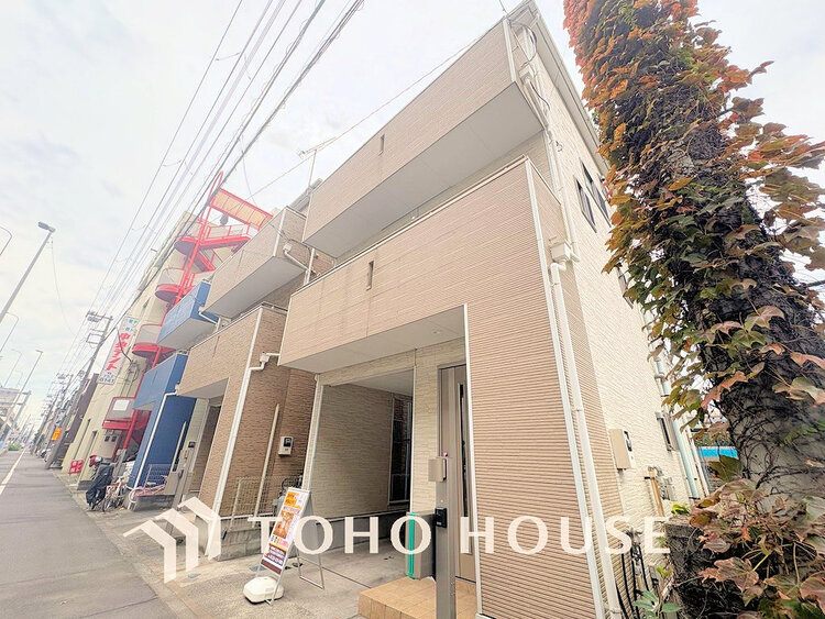 外観 〜「磯子」駅より平坦徒歩15分〜新規リフォームにより綺麗な室内〜全居室6帖以上のゆとりある間取設計〜