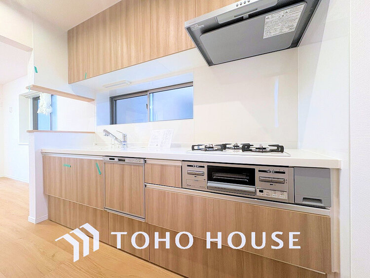 キッチン シンプルな部屋の雰囲気に溶け合うナチュラルキッチン