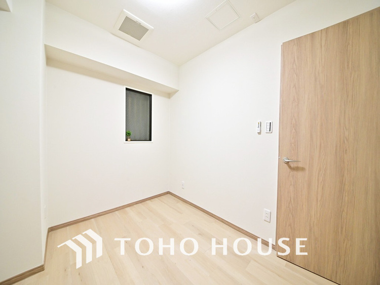 内装 シンプルですっきりとした室内は飽きのこない居心地の良い雰囲気です