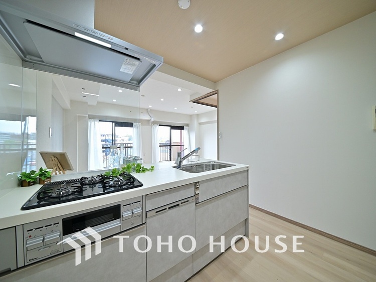 キッチン デザインと機能性を兼ね備えたシステムキッチン