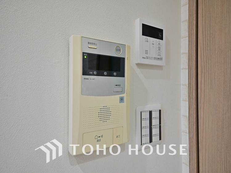 その他 来客が一目でわかるモニター付きインターホン