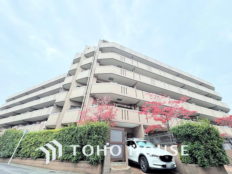 外観 〜大切なペットと暮らせるリフォーム住戸〜専用庭付きの4LDK設計〜南向きにつき陽当たり良好〜