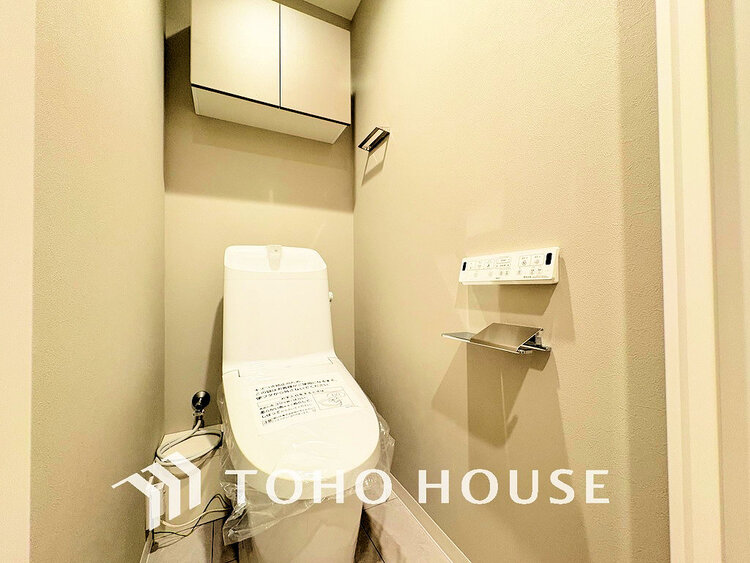 トイレ トイレには快適な温水洗浄便座付