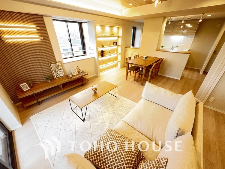 内装 ゆったりとくつろげる上質なリビングダイニング