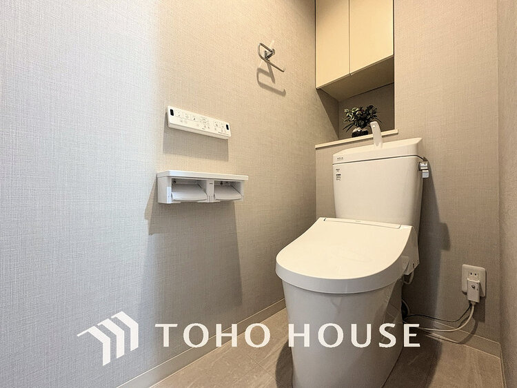 トイレ トイレには快適な温水洗浄便座付