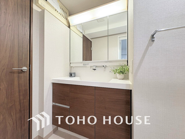 洗面 清潔感のある脱衣場