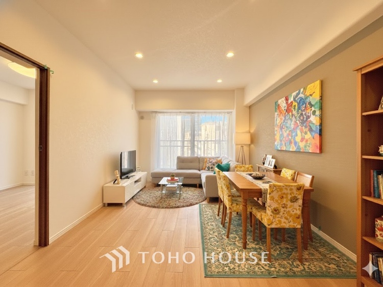 内装 ＊配置してある家具や小物はCGによるイメージ画像です。居心地のいい暮らしが待っているのだと思う。