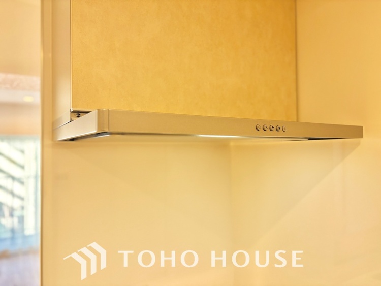 キッチン ◆換気扇◆お料理の煙や空気中に飛散した油を吸い込みお部屋を清潔に保ちます。