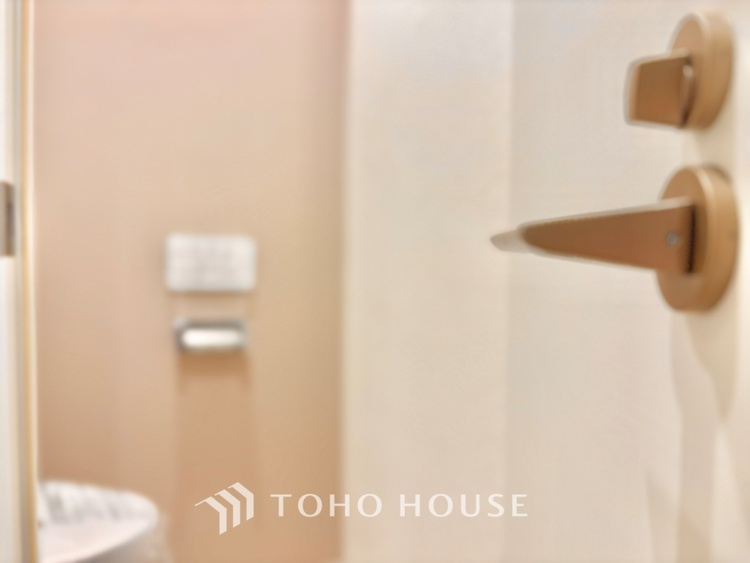 トイレ 清潔感あふれる快適なトイレ。毎日を心地よく過ごせるおすすめポイントです。