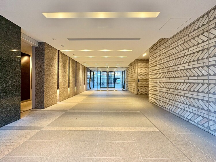 その他 館内は静寂な中が保たれており、管理が行き届いている印象を受けました。