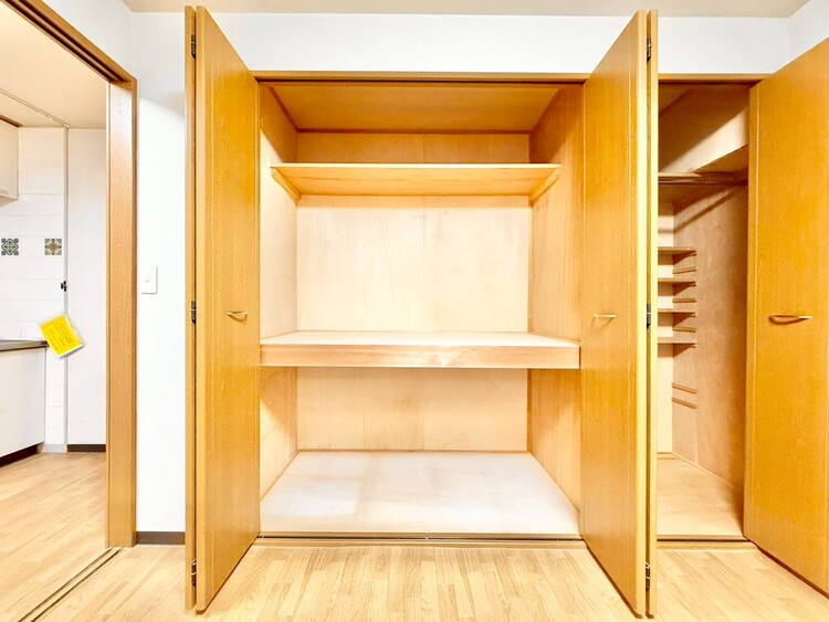 収納 収納スペースが付いていて、お部屋を広く使っていただけます。