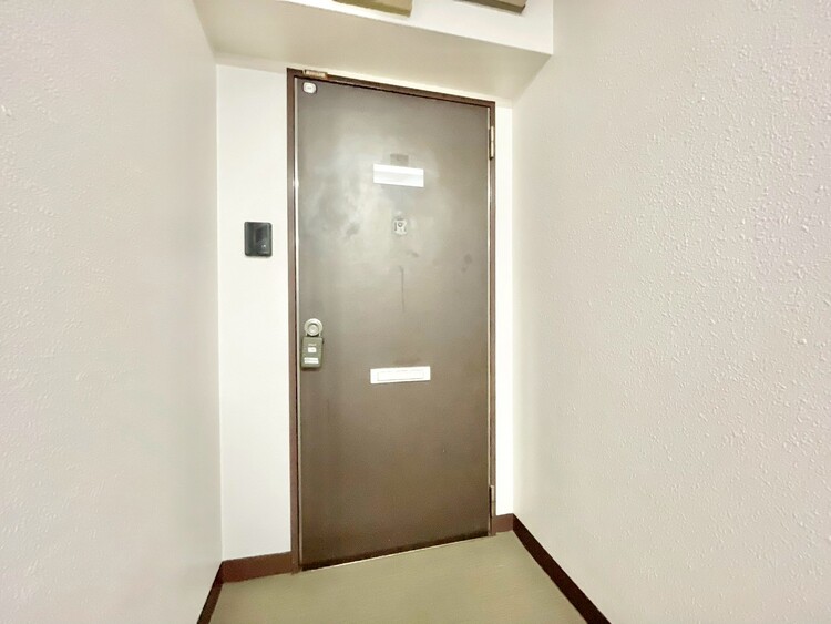 玄関 清潔感のある落ち着いた雰囲気の玄関です。