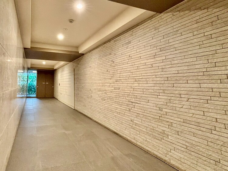 その他 館内は静寂な中が保たれており、管理が行き届いている印象を受けました。