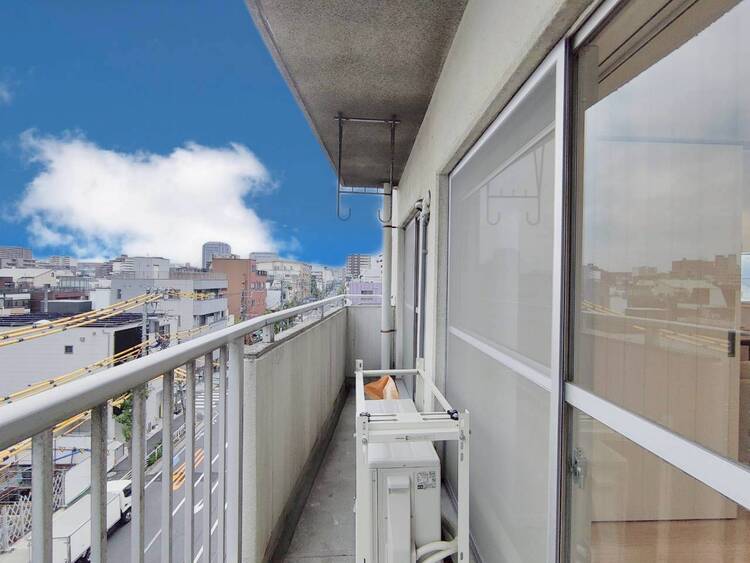 その他 朝の澄んだ空気や、夕方に吹く清々しい風を感じられるバルコニー。