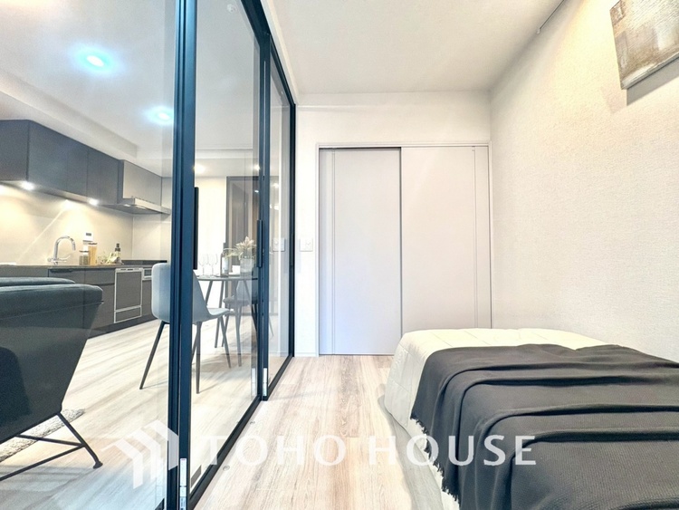 内装 【PRIVATE ROOM】◆属毛離裏◆子は父を手本とし、母に愛育されて成長する。家族の深い繋がり。いつまでも大切にしたい。