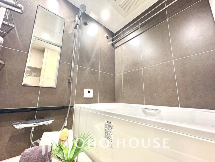 風呂 【BATHROOM】◆プライベートな空間◆simpleだからrelaxできるんです。こころもからだもキレイさっぱり。