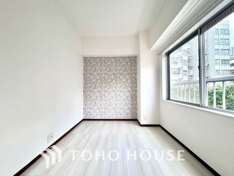 内装 【PRIVATE ROOM】◆属毛離裏◆子は父を手本とし、母に愛育されて成長する。家族の深い繋がり。いつまでも大切にしたい。