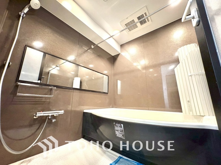 風呂 【BATHROOM】◆プライベートな空間◆simpleだからrelaxできるんです。こころもからだもキレイさっぱり。