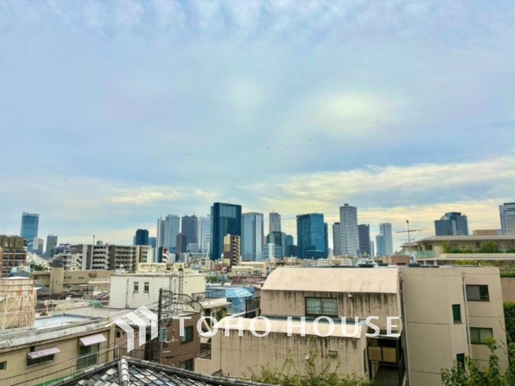 バルコニー 【BALCONY】◆Open new door◆扉の向こうには青空が広がっている。