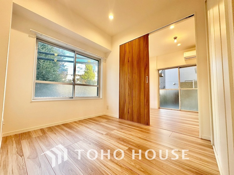 内装 【PRIVATE ROOM】◆属毛離裏◆子は父を手本とし、母に愛育されて成長する。家族の深い繋がり。いつまでも大切にしたい。