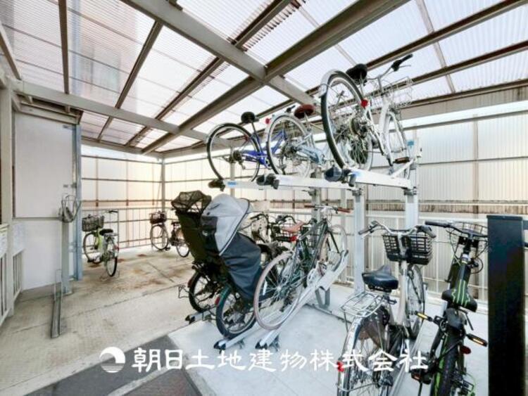 その他 【駐輪場】十分なスペースがあり自転車の置き場所に困ることはないでしょう。