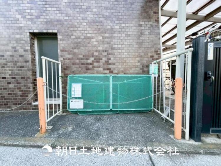 その他 【ゴミ捨て場】日々のゴミ出しも楽々です。