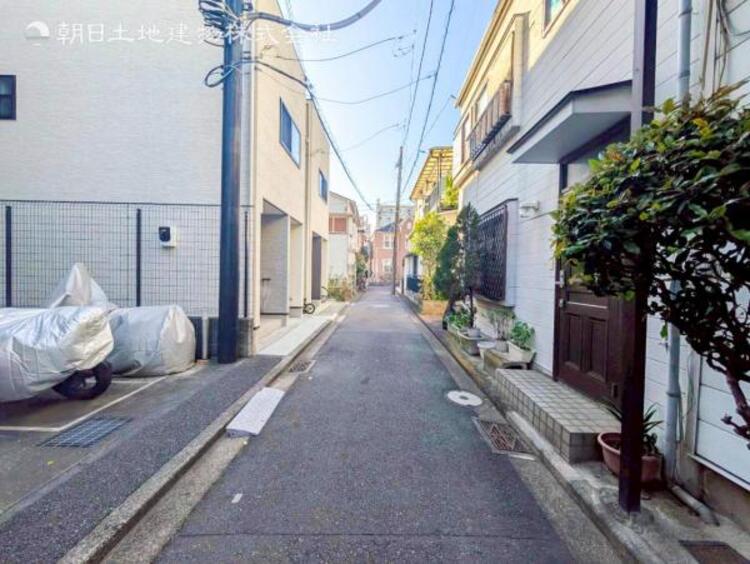 外観 【外観】低層の一戸建を中心とした街並が続き周辺は陽当り良好！採光や開放性に恵まれた住環境となります！