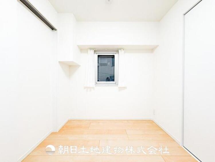 内装 人間の感性を育むプライベートルームはシンプルが１番だと思います。