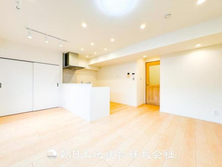 居間 リビングで家族との時間、自分の時間を大切にできる空間を作りました。