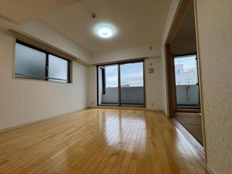 居間 【2025年11月撮影】