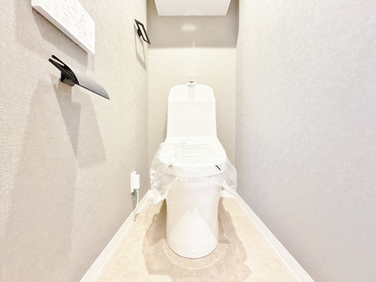 トイレ 暮らしの中のさりげないひとときの快適さにも、こだわりを、持って設備を配しております。