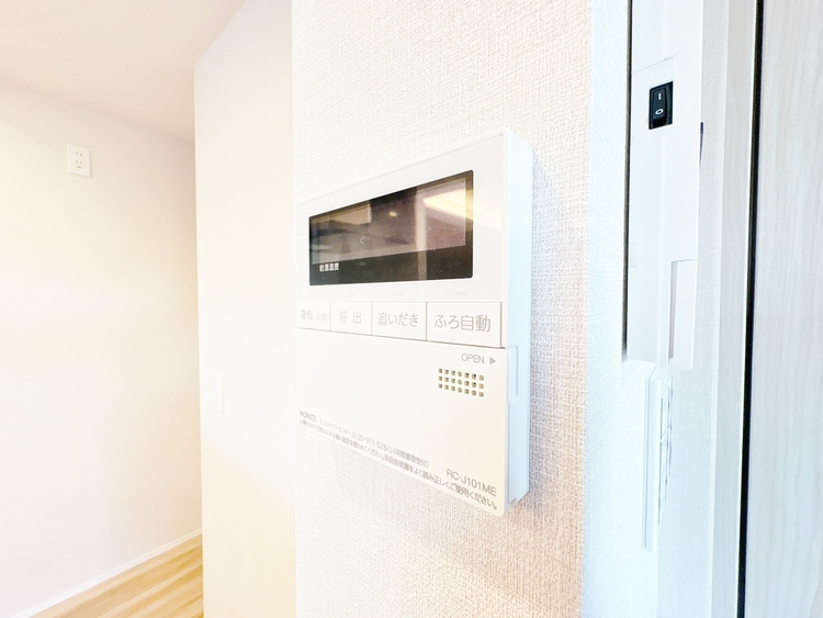 設備 見やすい画面で操作しやすい給湯パネルです。