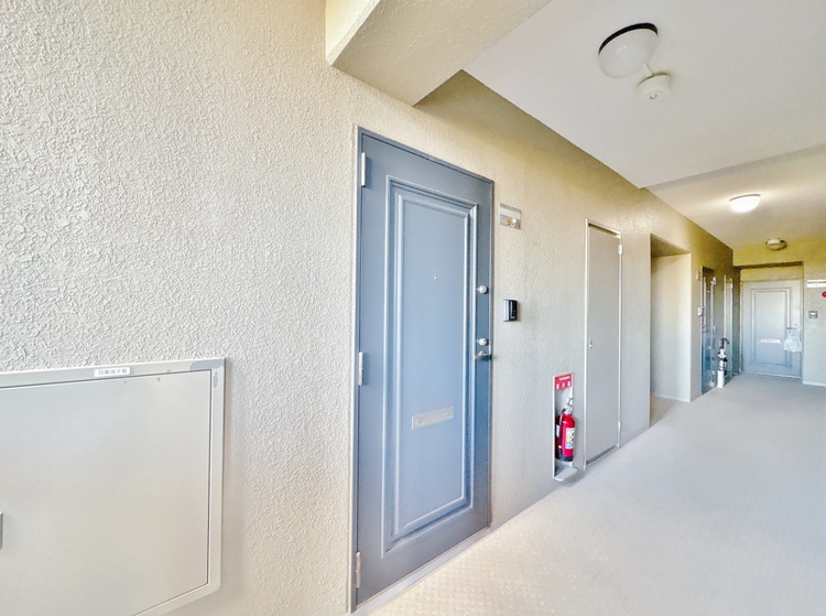 玄関 玄関を開ければ、そこは安らぎのご自宅。