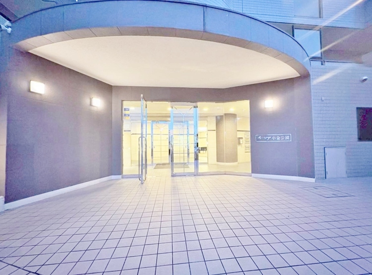 エントランス 外と内をつなぐエントランスは、まさに顔となる場所。