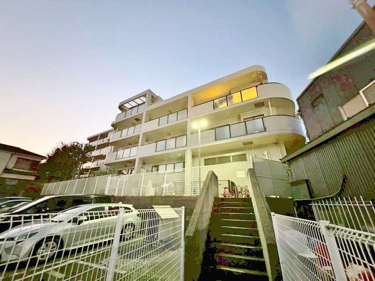 外観 資料には掲載していない情報が、現地にはたくさんあります。是非一度、現地をご確認ください。