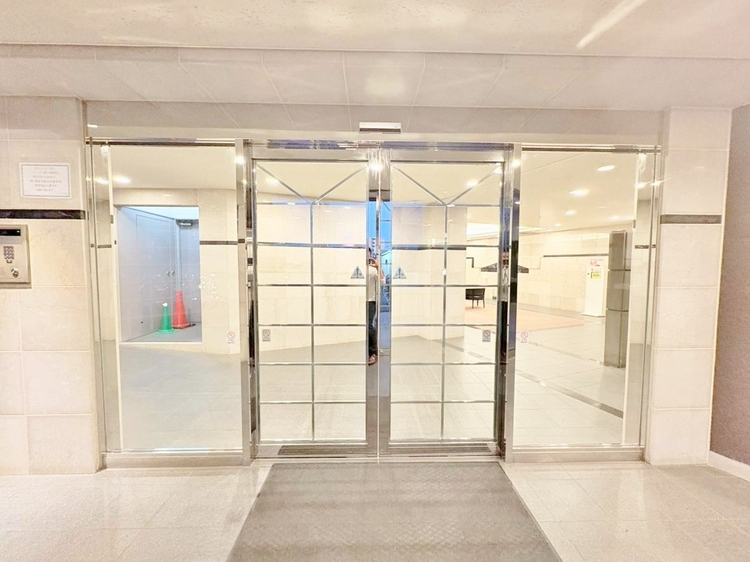 エントランス エントランスは、毎日の行き帰りで使う大事な空間です。