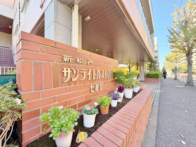 エントランス 外と内をつなぐエントランスは、まさに顔となる場所。