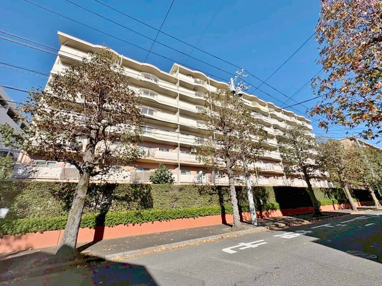 外観 現地に足を運んで頂けた時には、実際に周辺をご自由に散策して頂けます事をお勧め致します。