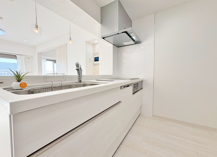 キッチン 洗練されたスタイリッシュなデザイン性と使いやすさを備えた仕様。