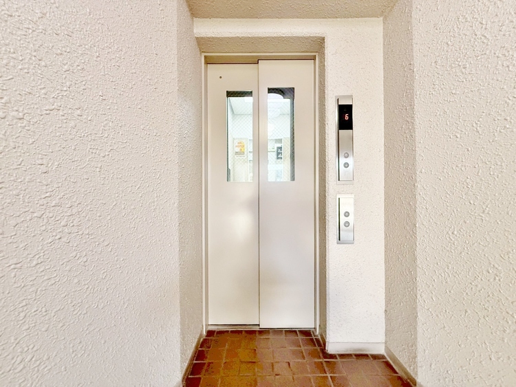 その他 エレベーターの管理も、きちんと行き届いてます。