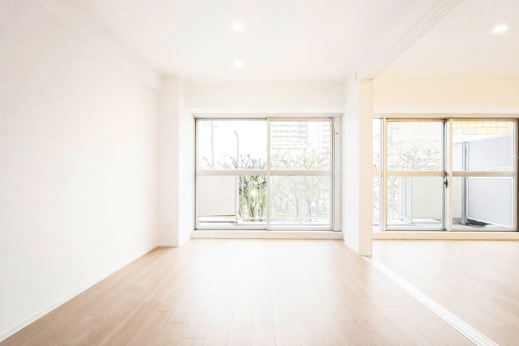 寝室 ベッドも十分に設置するスペースがあります。