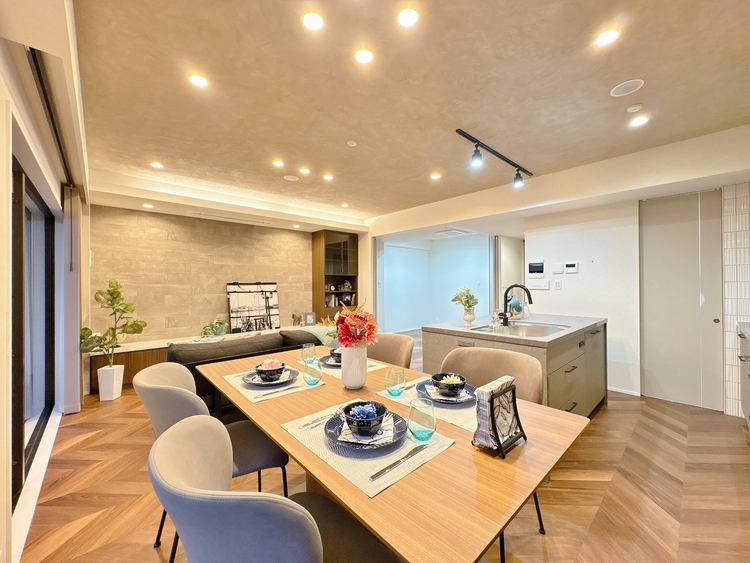 居間 ひとつひとつの空間に宿した機能性、そして美意識。