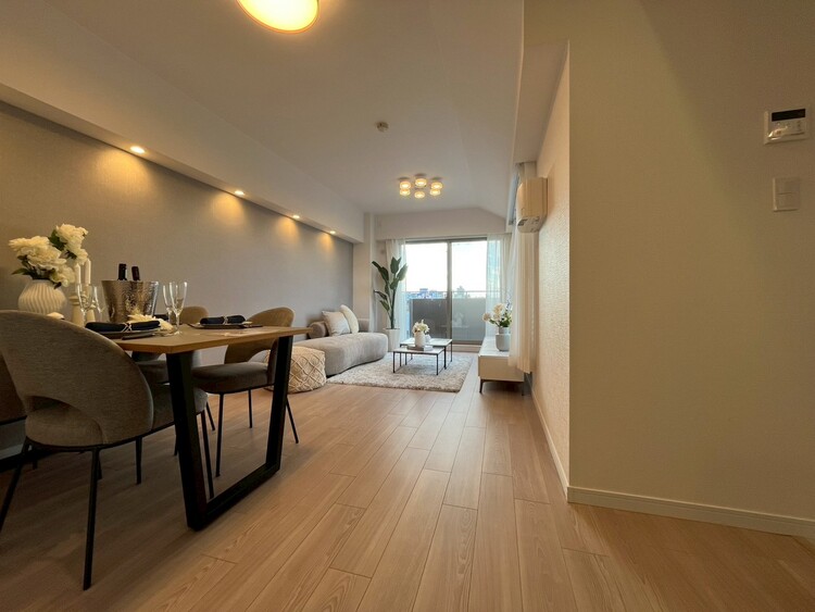 居間 豊かな居住性と、安心感を満たすクオリティが見事に調和した住空間。