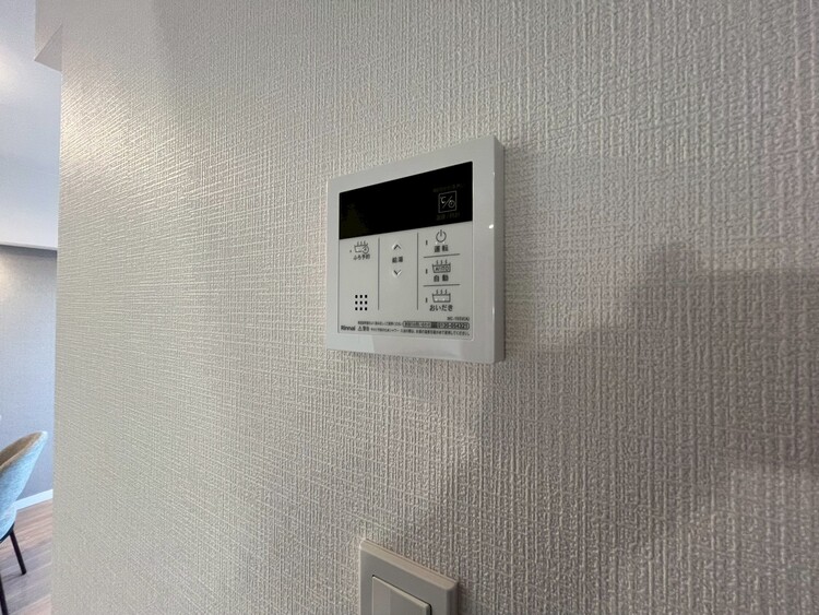 設備 見やすい画面で操作しやすい給湯パネルです。