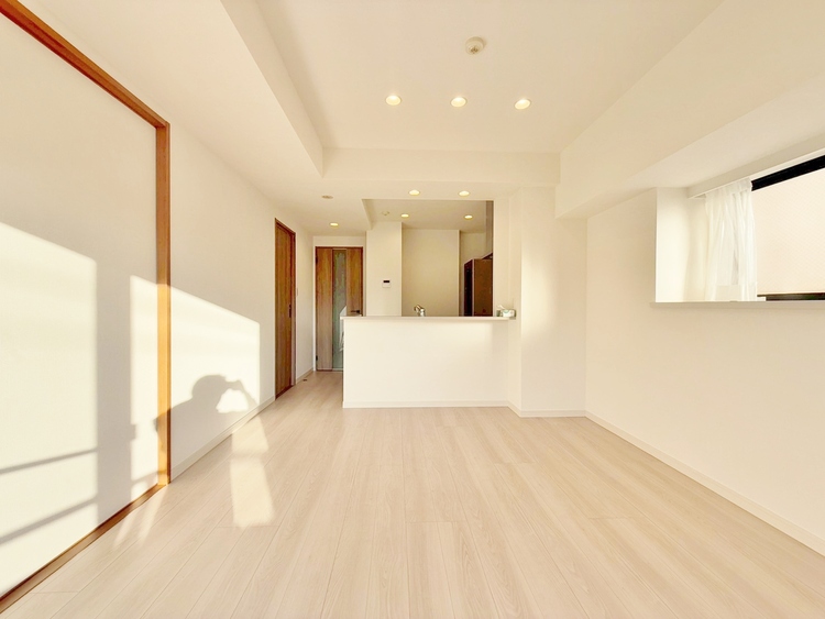 居間 豊かな居住性と、安心感を満たすクオリティが見事に調和した住空間。